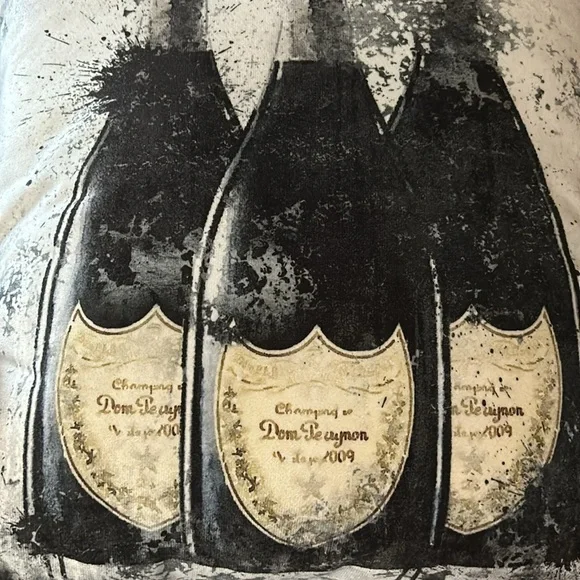 Decorative Pillows SET of 3. NON Branded New Out Of Package. - Picture 5 of 11